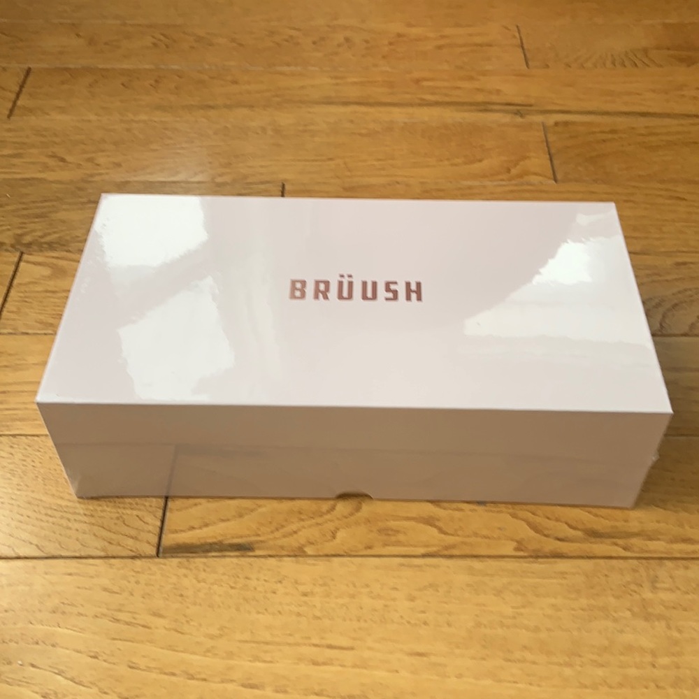 Jilly box Bruush toothbrush